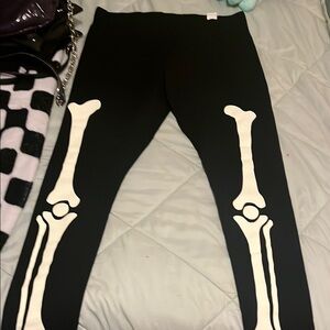 Place Black and White Skeleton Joggers